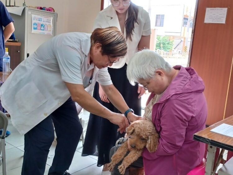 梨山專案響應928世界狂犬病日-中市9-10月犬貓巡迴注射活動開跑