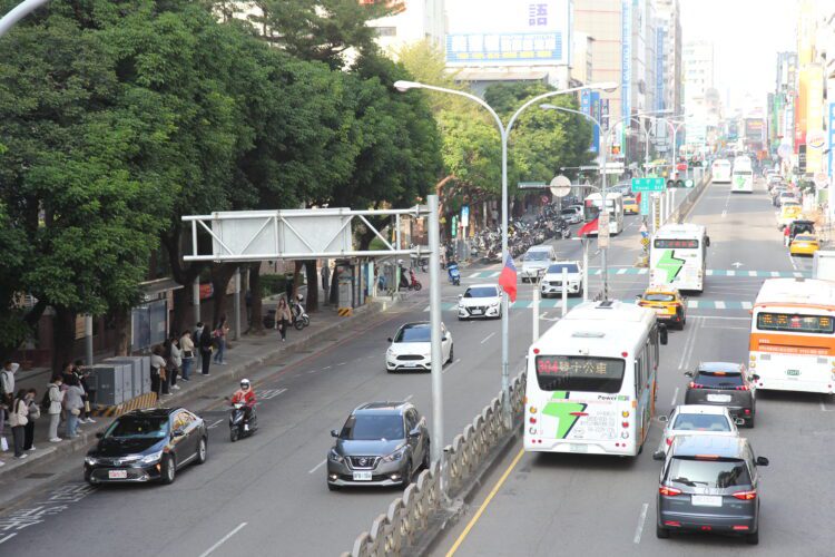 國慶假期避車潮-中市交通局籲多利用台74銜接國4