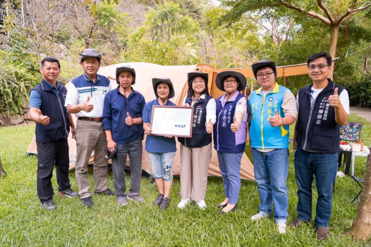 中市首家原住民地區既有露營場取得設置登記-觀旅局輔導露營場合法化邁向新進程