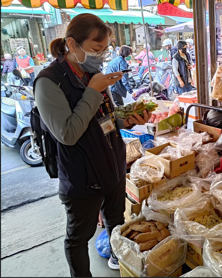 中市食安處稽查抽驗市售醃漬蔬菜-5件不合格立即下架處辦