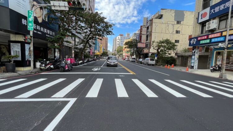 配合228連假-中市大隆路雨水下水道部份路段完成刨封恢復通行